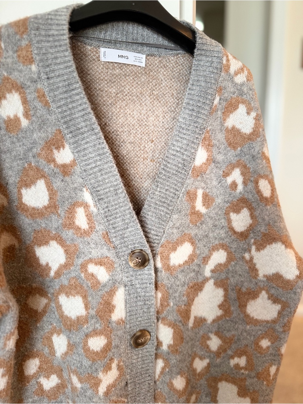 Mango Gray, Camel & Cream Leopard-Print V‑Neck Cardigan - Picture 2 of 4